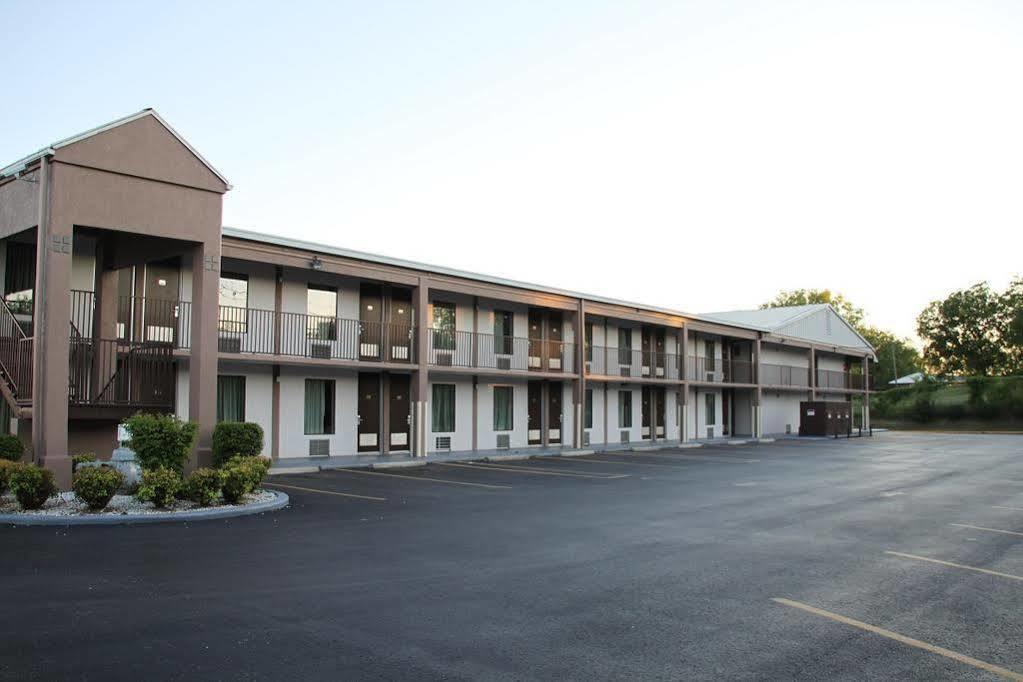 Shelbyville Inn - Shelbyville, Tn 37160 Exterior photo