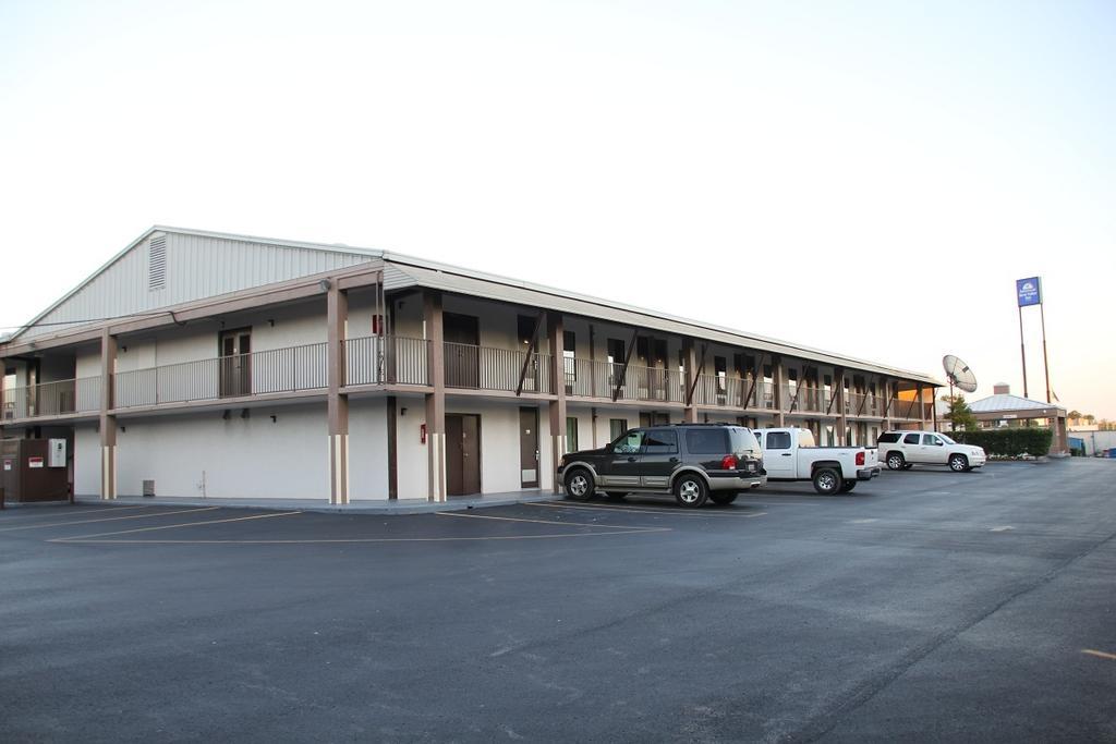 Shelbyville Inn - Shelbyville, Tn 37160 Exterior photo